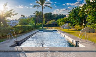 Luxurious apartment for sale with unobstructed, panoramic sea views in Nueva Andalucia, Marbella 68089 