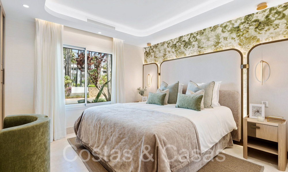 Beachfront, boutique apartment for sale in Puente Romano on Marbella's Golden Mile 68050