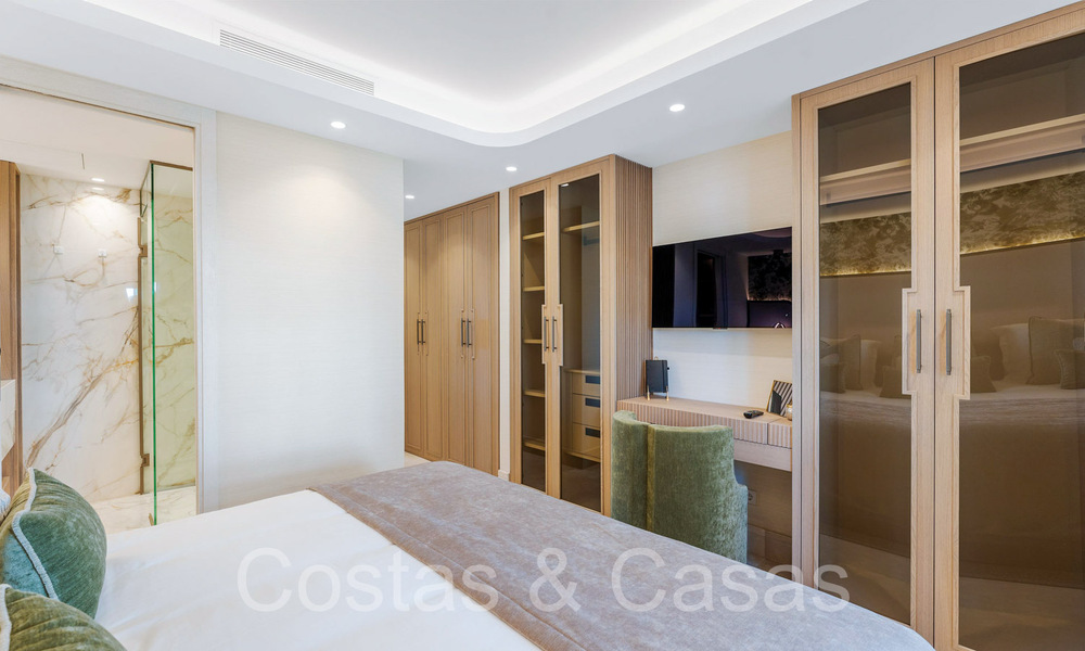 Beachfront, boutique apartment for sale in Puente Romano on Marbella's Golden Mile 68051