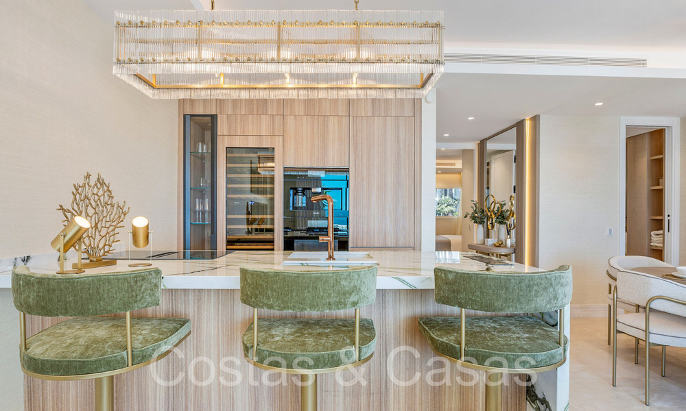 Beachfront, boutique apartment for sale in Puente Romano on Marbella's Golden Mile 68071