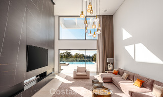 Spacious, modernist luxury villa for sale overlooking the golf course in Benahavis - Marbella 792496 