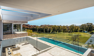 Spacious, modernist luxury villa for sale overlooking the golf course in Benahavis - Marbella 792520 