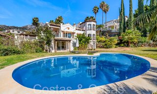 Ready to move in, Andalusian luxury villa for sale, in the prestigious Cascada de Camojan in Marbella 68242 