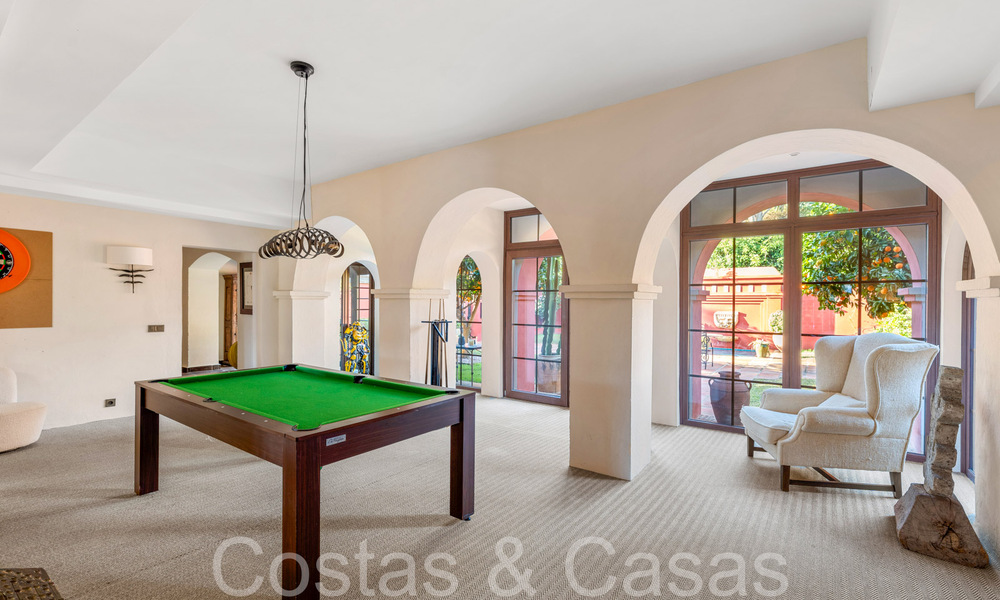 Majestic, Andalusian luxury villa for sale surrounded by nature in El Madroñal, Benahavis - Marbella 68511