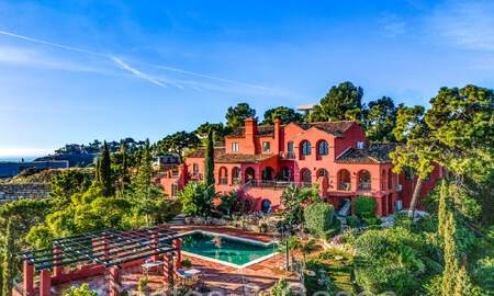 Majestic, Andalusian luxury villa for sale surrounded by nature in El Madroñal, Benahavis - Marbella 68513
