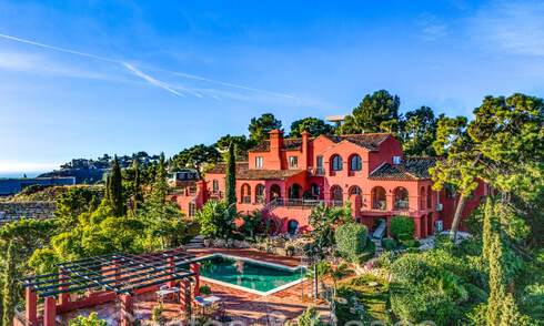 Majestic, Andalusian luxury villa for sale surrounded by nature in El Madroñal, Benahavis - Marbella 68513
