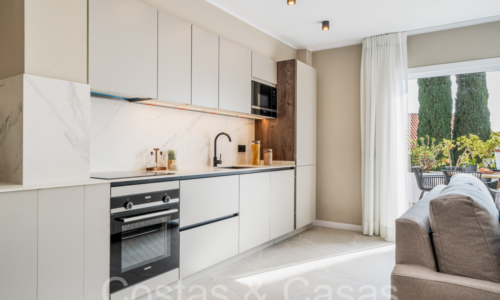 Luxurious 4-bedroom apartment for sale in gated community in Nueva Andalucia, Marbella 68737