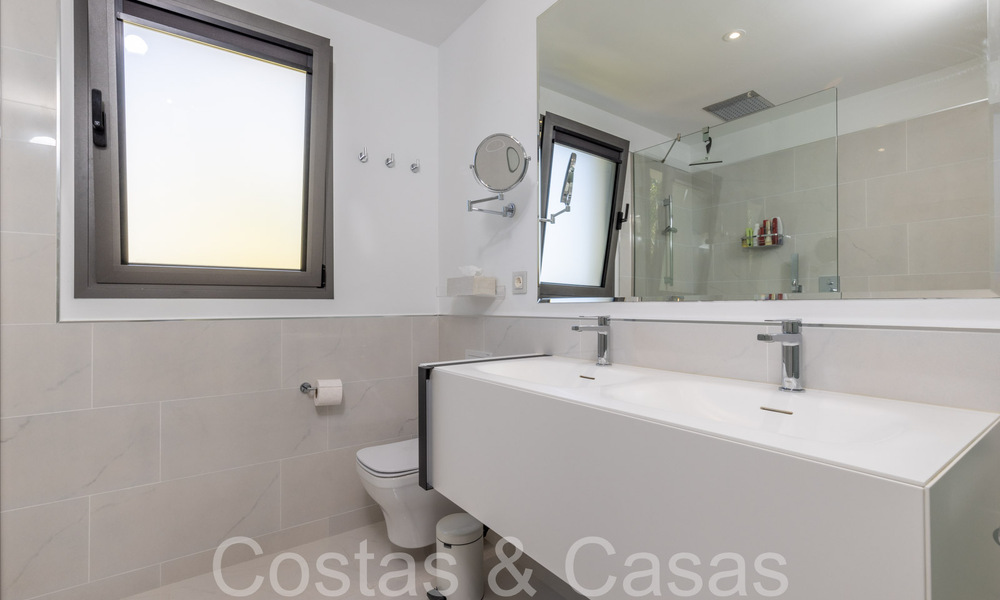 Ready to move in, modern, design apartment for sale near the golf course in the golden triangle of Marbella - Benahavis - Estepona 68786