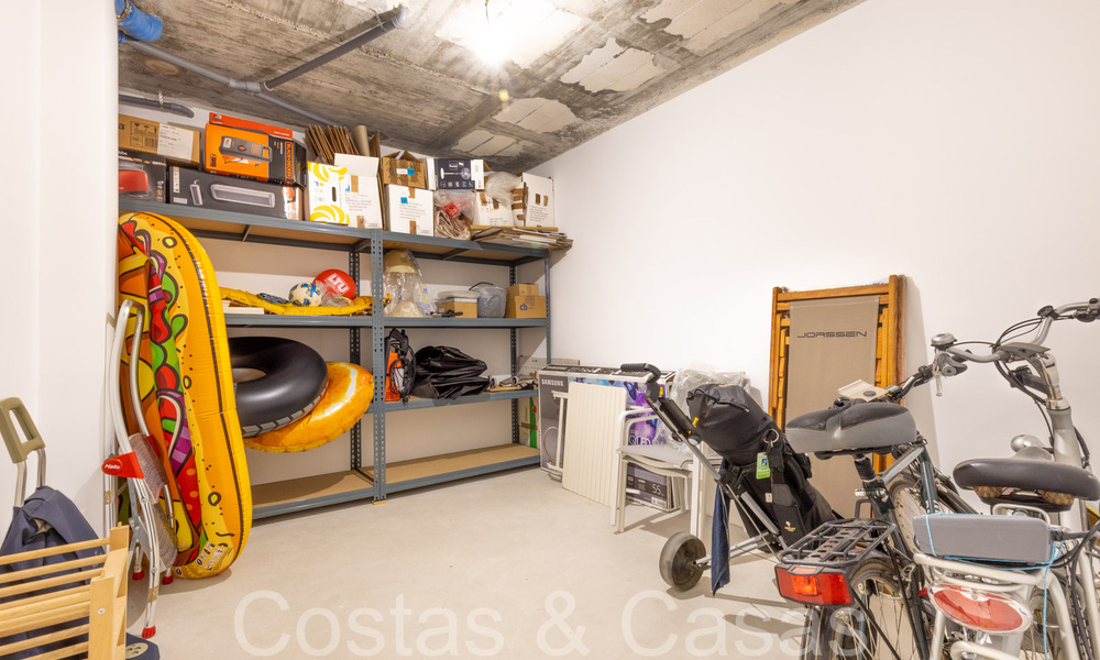 Ready to move in, modern, design apartment for sale near the golf course in the golden triangle of Marbella - Benahavis - Estepona 68801