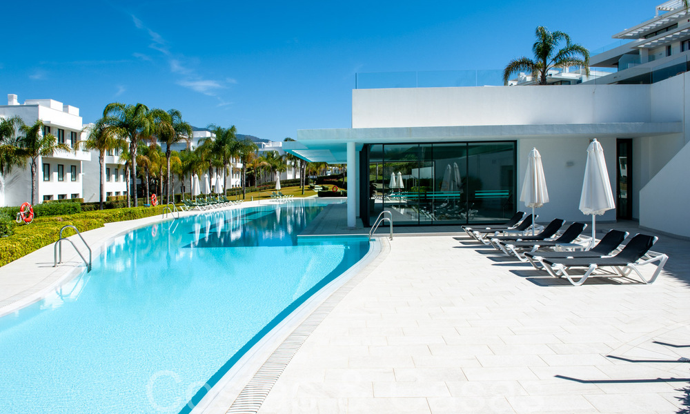 Ready to move in, modern, design apartment for sale near the golf course in the golden triangle of Marbella - Benahavis - Estepona 68836