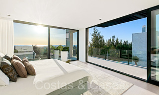 Superior luxury villa for sale, frontline golf with panoramic mountain, golf and sea views in Benahavis - Marbella 69310 