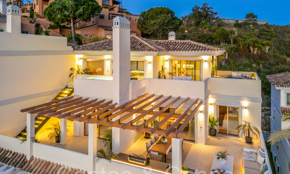 Prime duplex penthouse with panoramic sea views and private plunge pool for sale in Nueva Andalucia, Marbella 69446