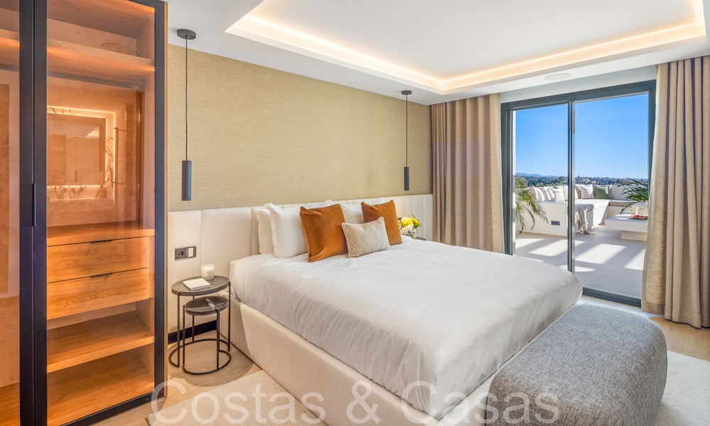 Prime duplex penthouse with panoramic sea views and private plunge pool for sale in Nueva Andalucia, Marbella 69470