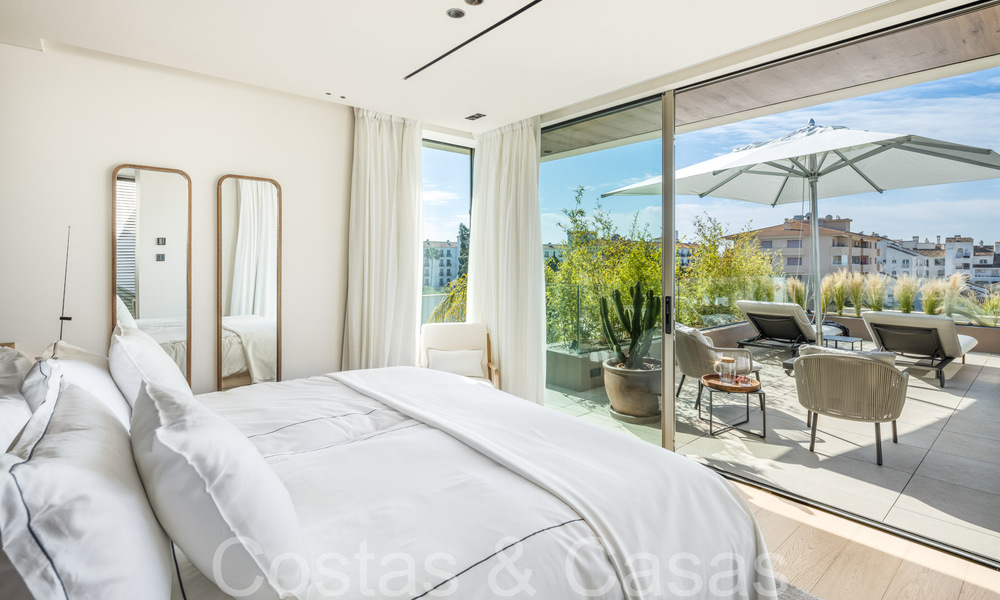 Architectural masterpiece for sale, walking distance to Puerto Banus and the beach in Nueva Andalucia, Marbella 69423