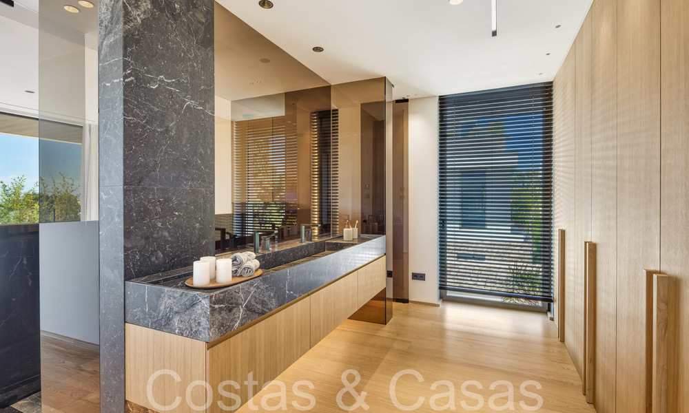 Architectural masterpiece for sale, walking distance to Puerto Banus and the beach in Nueva Andalucia, Marbella 69433