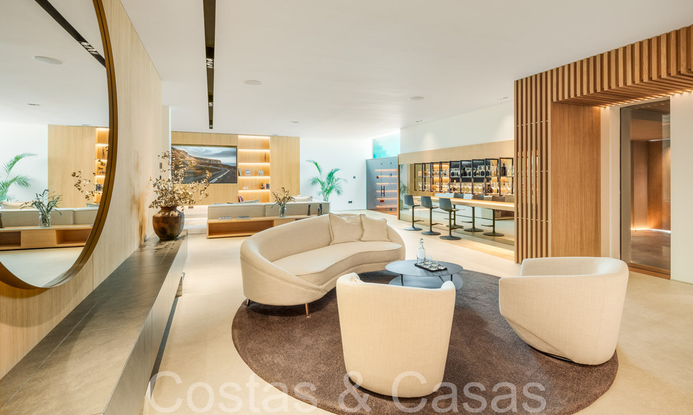 Architectural masterpiece for sale, walking distance to Puerto Banus and the beach in Nueva Andalucia, Marbella 69438