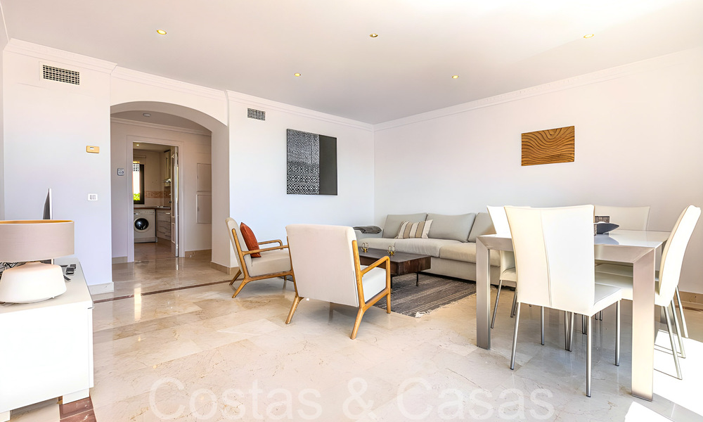 Ready to move in luxury penthouse with magnificent views of the golf course and the Mediterranean Sea for sale in Benahavis - Marbella 69621