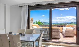 Ready to move in luxury penthouse with magnificent views of the golf course and the Mediterranean Sea for sale in Benahavis - Marbella 69631 