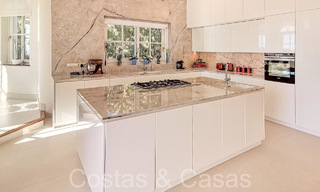 Classic Mediterranean villa with breathtaking sea views for sale, in the exclusive La Zagaleta resort in Benahavis - Marbella 69746 