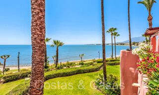 Sophisticated, frontline beach apartment for sale in an exclusive complex on the New Golden Mile, Marbella - Estepona 69990 