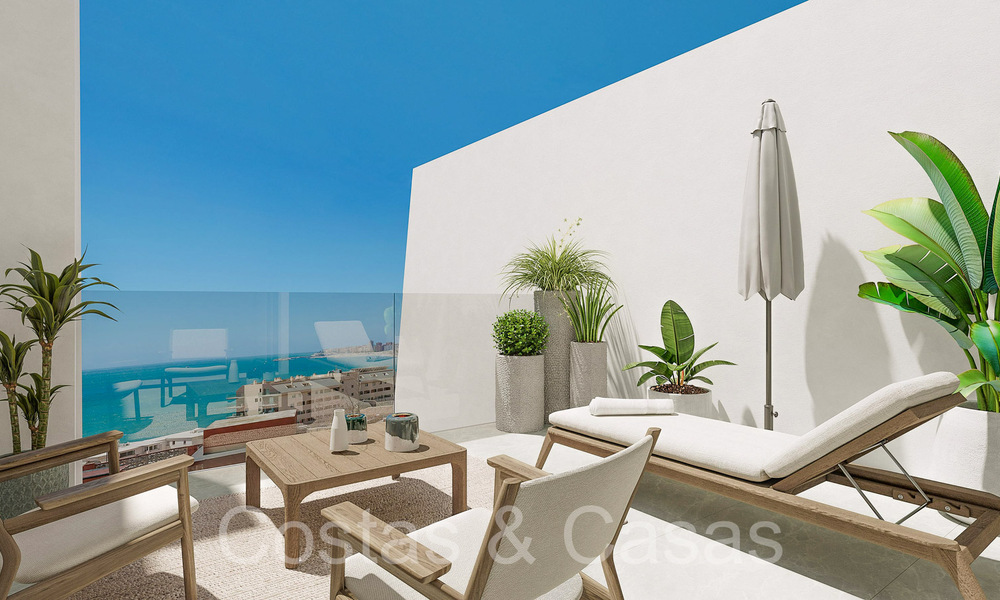 Opportunity! Modern innovative townhouses with private garden and sea view for sale in Fuengirola, Costa del Sol 70180