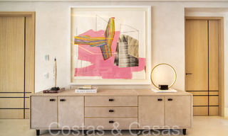 Modern luxury villa for sale in a gated urbanization on Marbella's Golden Mile 70744 