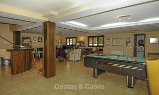 Luxury Villa for sale on golf resort Marbella - Benahavis 14096 