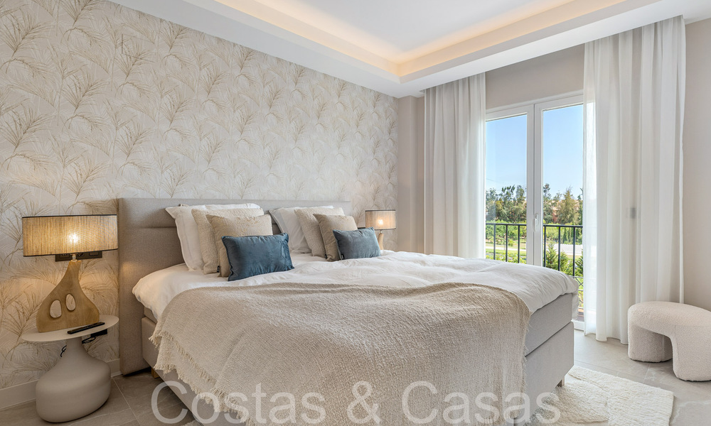 Stunning penthouse with large solarium and plunge pool for sale in Nueva Andalucia, Marbella 71225