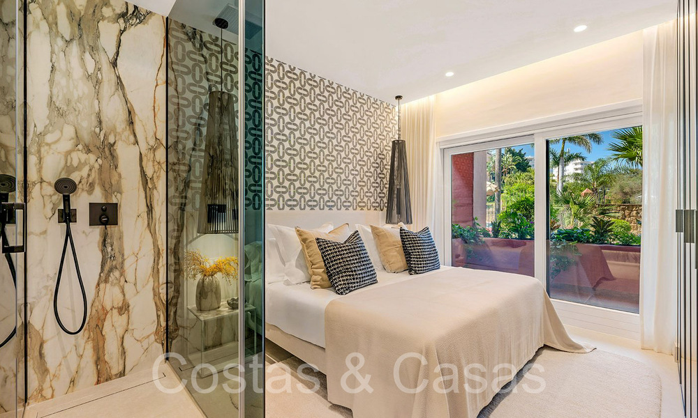 Luxurious ground floor apartment for sale in a five star beach complex on the New Golden Mile between Marbella and Estepona 71381