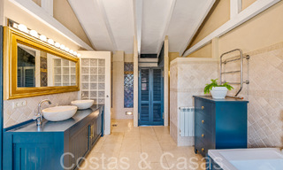 Charming traditional villa for sale with guest house and tennis court, close to the beach in Benahavis - Marbella 71907 