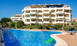 Beachfront and beachside luxury apartments for sale in Elviria, Marbella east 31040 