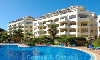 Beachfront and beachside luxury apartments for sale in Elviria, Marbella east 31044 