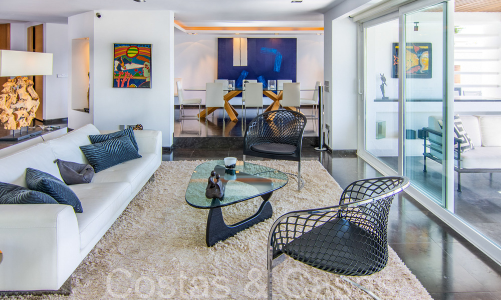 Houses for sale in a gated and secure development, surrounded by the Aloha Golf course in Nueva Andalucia, Marbella 805067