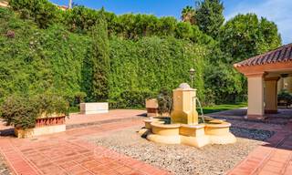 3 bedroom apartment for sale within walking distance to Puerto Banus and the beach in Nueva Andalucia, Marbella 73702 