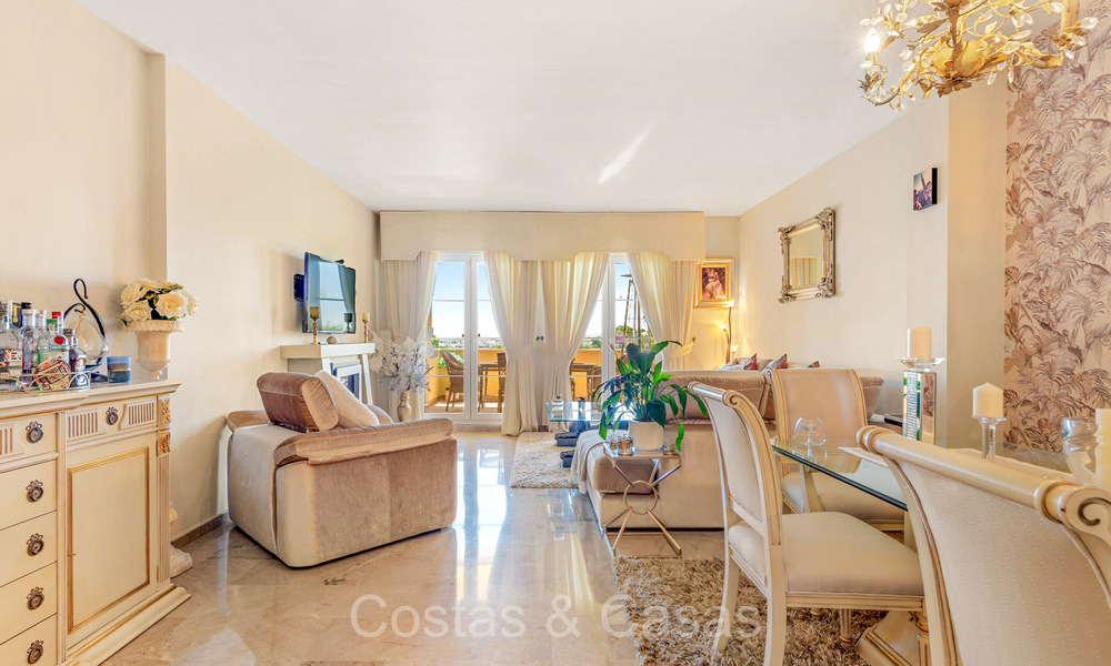 3 bedroom apartment for sale within walking distance to Puerto Banus and the beach in Nueva Andalucia, Marbella 73718