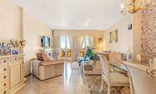 3 bedroom apartment for sale within walking distance to Puerto Banus and the beach in Nueva Andalucia, Marbella 73718 
