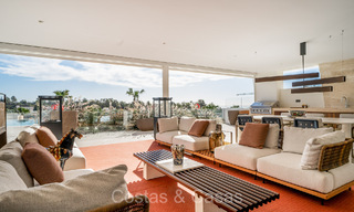 Move-in ready, prestigious duplex apartment for sale in a chic resort-style complex on Marbella’s Golden Mile 73841 