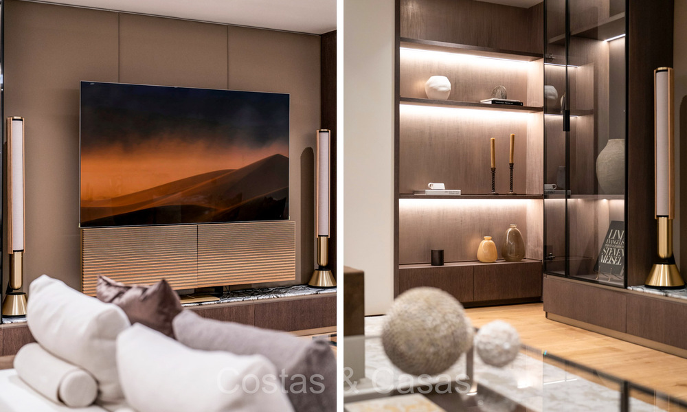 Move-in ready, prestigious duplex apartment for sale in a chic resort-style complex on Marbella’s Golden Mile 73845