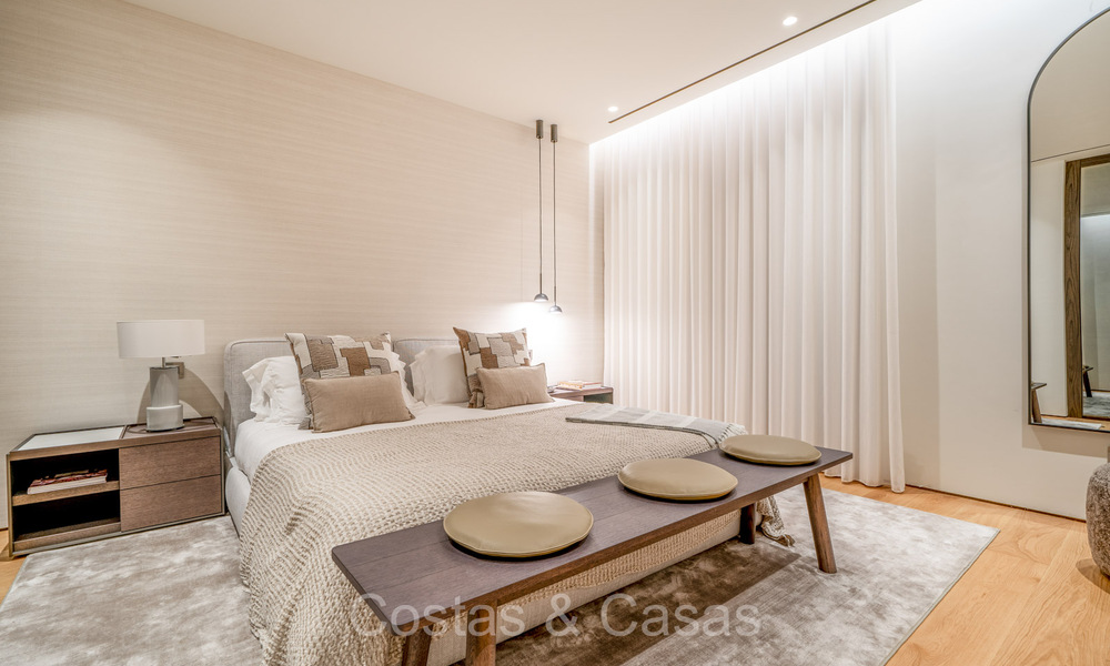 Move-in ready, prestigious duplex apartment for sale in a chic resort-style complex on Marbella’s Golden Mile 73865