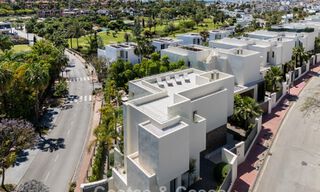 Move-in ready, luxury villa for sale within walking distance of a golf clubhouse on the New Golden Mile, Marbella - Estepona 805995 