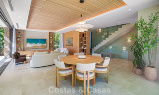 Move-in ready, luxury villa for sale within walking distance of a golf clubhouse on the New Golden Mile, Marbella - Estepona 806015 