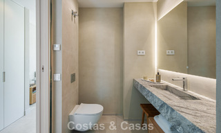 Move-in ready, luxury villa for sale within walking distance of a golf clubhouse on the New Golden Mile, Marbella - Estepona 806029 