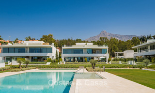 Sophisticated luxury home for sale in a gated complex with panoramic sea views on Marbella’s Golden Mile 74576 
