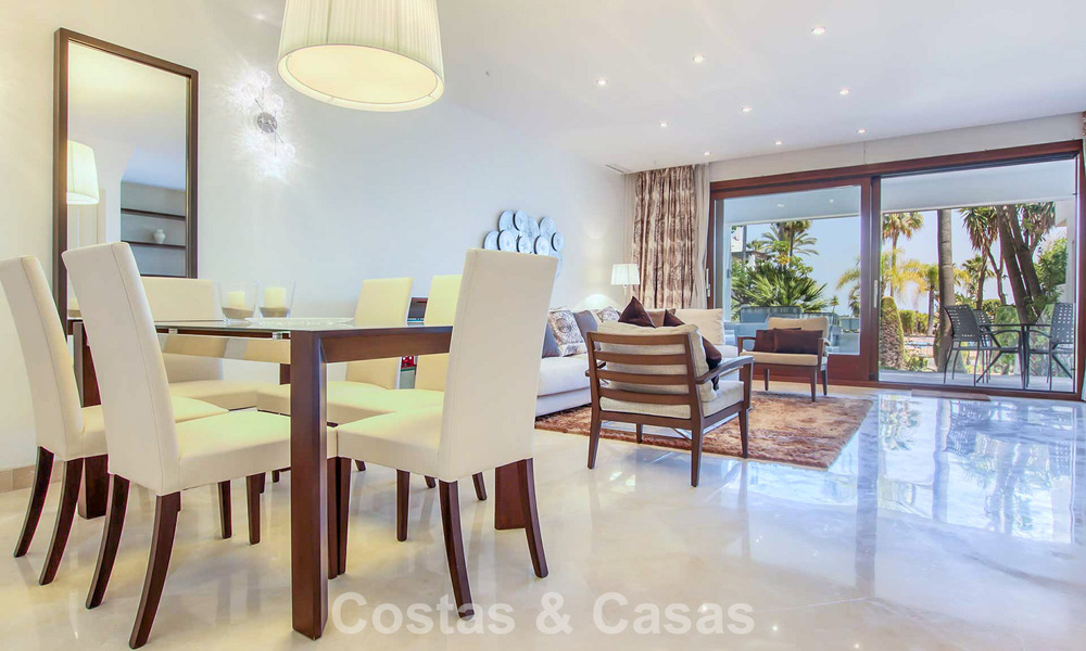 Spacious, move-in ready townhouse for sale with sea view in a gated complex in Benahavis - Marbella 773512