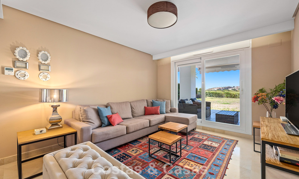 Luxurious 3 bedroom apartment for sale with huge garden in Benahavis - Marbella 773661