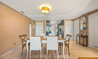 Luxurious 3 bedroom apartment for sale with huge garden in Benahavis - Marbella 773662 