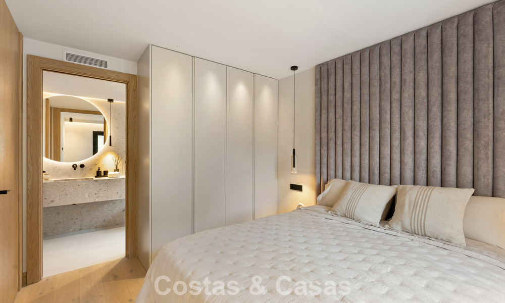 Contemporary renovated luxury apartment for sale with panoramic sea views in Nueva Andalucia’ Golf Valley, Marbella 773778
