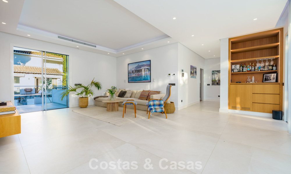 Modern luxury villa with separate guest house and privacy for sale in Nueva Andalucia, Marbella 774083