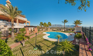 Impressive villa for sale, bordering the golf course in Mijas, Costa del Sol 774478 
