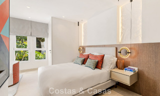 Luxurious renovated apartment with sea views for sale in an exclusive beach complex in Los Monteros, Marbella East 778341 